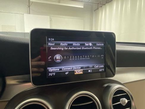 Used 2019 Mercedes-Benz GLC 300 4MATIC image 21