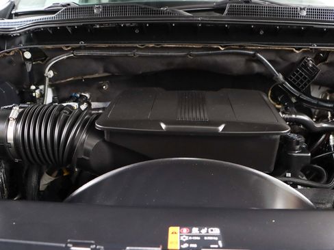 Used 2023 Chevrolet Silverado 2500 Custom w/ Custom Convenience Package image 32