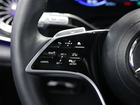 Used 2023 Mercedes-Benz EQS 580 4MATIC SUV image 25