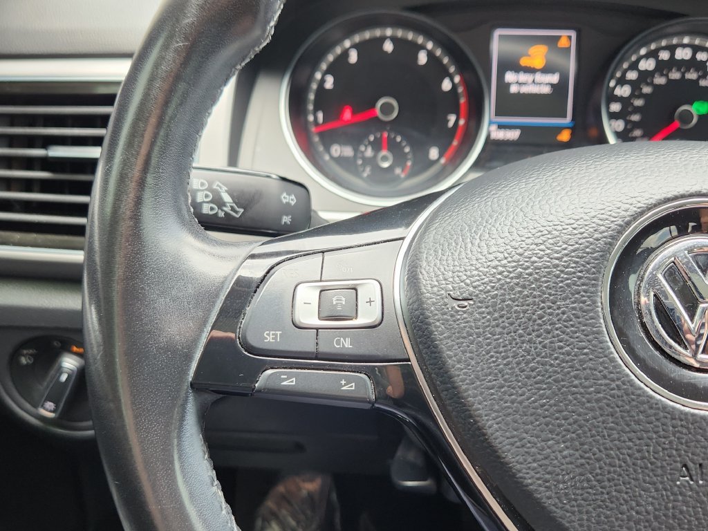Used 2018 Volkswagen Atlas SEL AWD/4WD image 17