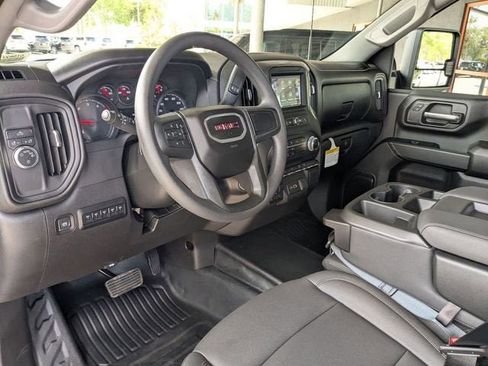 New 2025 GMC Sierra 2500 Pro RWD image 10