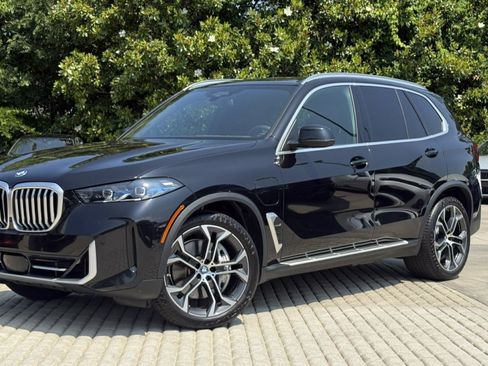 Certified 2024 BMW X5 xDrive50e w/ Executive Package AWD/4WD image 1