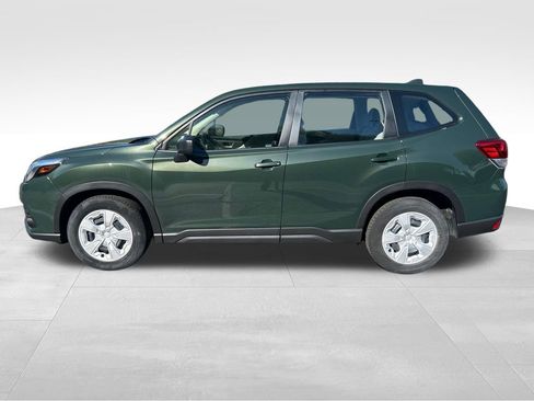 Used 2023 Subaru Forester AWD/4WD image 2
