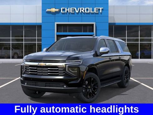 New 2026 Chevrolet Suburban Premier image 7