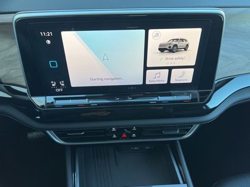 New 2026 Volkswagen Atlas SE FWD image 21