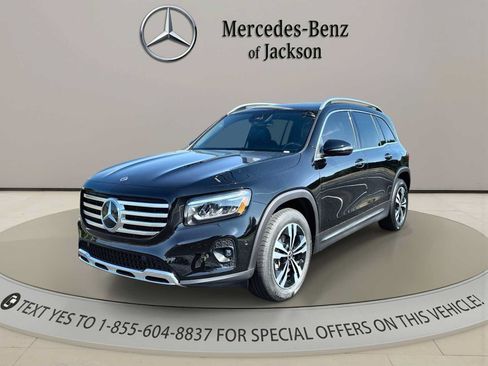 Certified 2025 Mercedes-Benz GLB 250 image 4