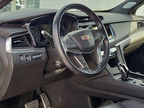 Certified 2023 Cadillac XT5 Sportv w/ Technology Package AWD/4WD image 10