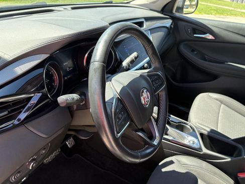 Used 2023 Buick Encore GX Select w/ Sport Touring Package FWD image 5