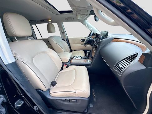 Used 2022 Nissan Armada SL w/ Captain's Chairs Package RWD image 32