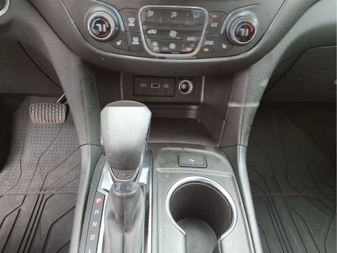 Used 2023 GMC Acadia SLE w/ Driver Convenience Package AWD/4WD image 21