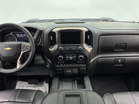 Used 2022 Chevrolet Silverado 3500 High Country image 30