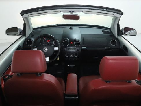 Used 2009 Volkswagen Beetle Blush image 27