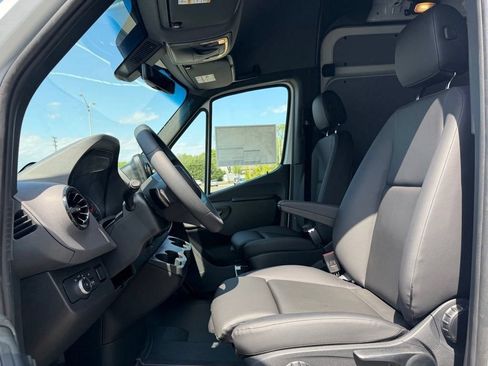 New 2026 Mercedes-Benz Sprinter 2500 image 13