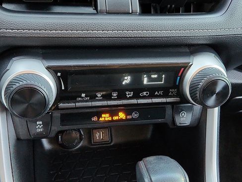 Used 2023 Toyota RAV4 LE image 16