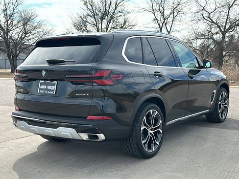 New 2026 BMW X5 xDrive40i w/ Premium Package image 8