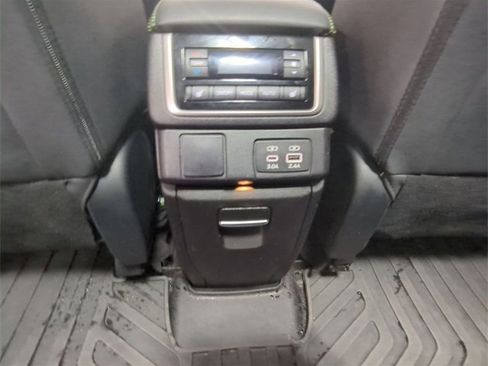Used 2023 Subaru Ascent Onyx Edition Limited image 22