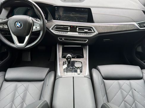 Used 2023 BMW X5 xDrive45e image 41