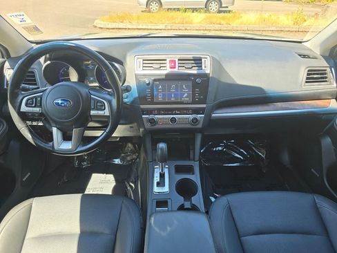 Used 2015 Subaru Outback 2.5i Limited AWD/4WD image 9