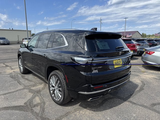 Used 2026 Buick Enclave Avenir w/ Super Cruise Package AWD/4WD image 6