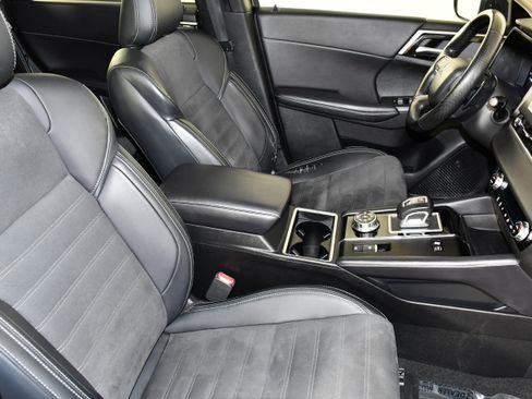 Used 2024 Mitsubishi Outlander SE AWD/4WD image 41
