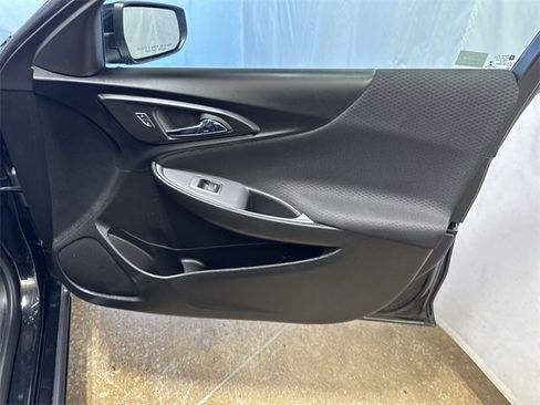 Certified 2023 Chevrolet Malibu LT image 25