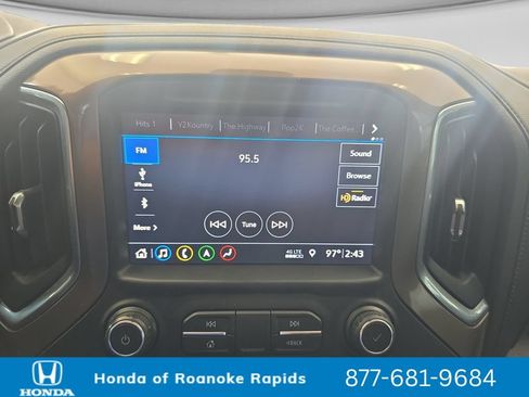 Used 2019 Chevrolet Silverado 1500 High Country w/ Technology Package AWD/4WD image 21