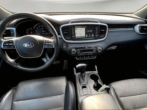 Used 2019 Kia Sorento SX image 7