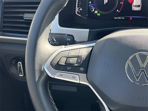 Used 2022 Volkswagen Atlas SE image 18