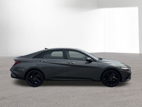 New 2026 Hyundai Elantra SEL Sport Premium FWD image 23
