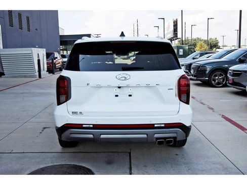 Certified 2025 Hyundai Palisade SEL AWD/4WD image 7