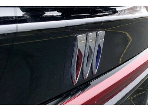 Used 2026 Buick Enclave Sport Touring w/ Power Package image 33