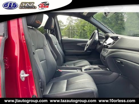 Used 2023 Honda Passport TrailSport image 16