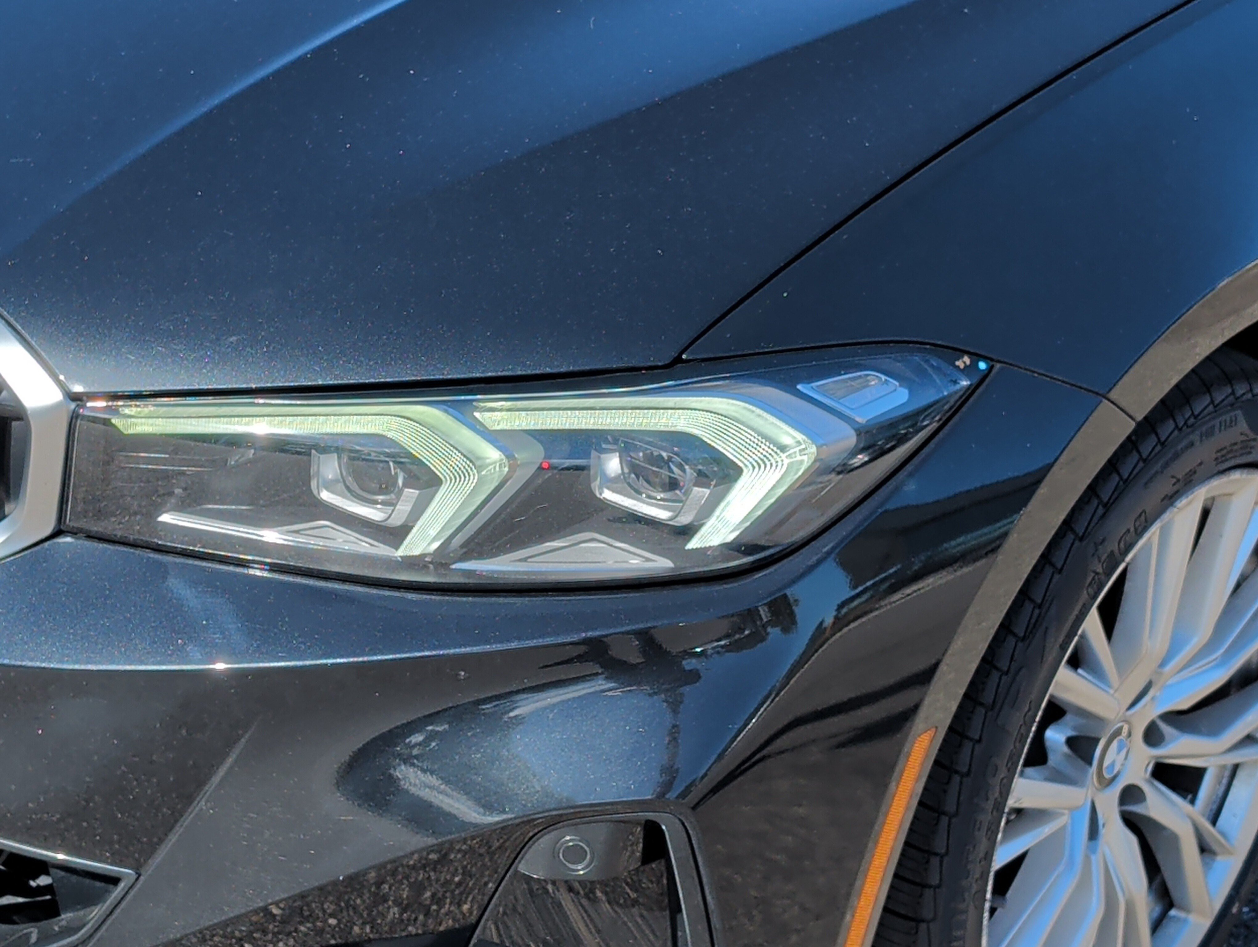 Used 2023 BMW 330i xDrive Sedan w/ Driving Assistance Package AWD/4WD image 16