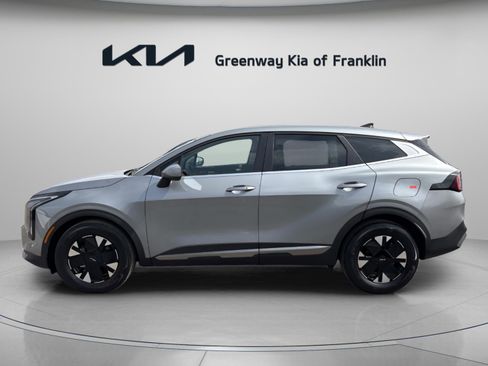New 2026 Kia Sportage LX image 4