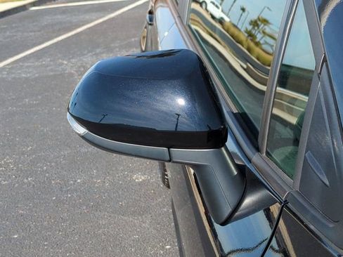 Used 2025 Toyota Corolla SE image 12