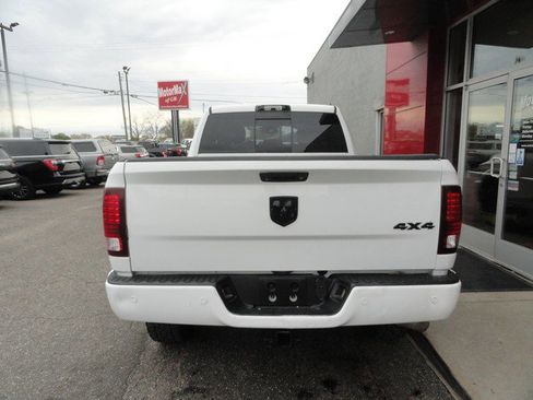 Used 2018 RAM 2500 Laramie w/ Sport Appearance Group AWD/4WD image 4
