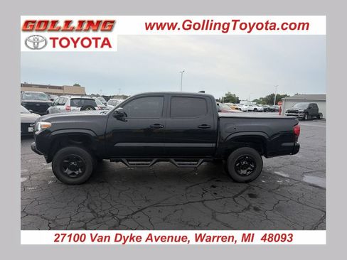 Used 2022 Toyota Tacoma SR AWD/4WD image 1
