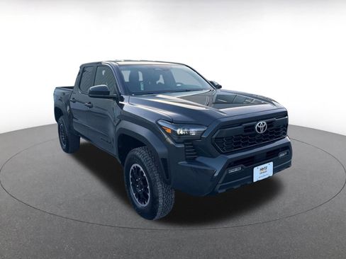 Used 2025 Toyota Tacoma TRD Off-Road image 1