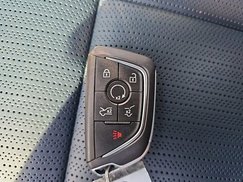 Used 2025 Cadillac Escalade IQ Sport 2 image 37