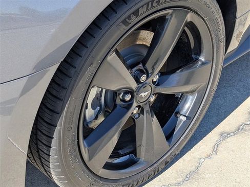 Certified 2022 Ford Mustang GT Premium w/ Black Accent Package image 8