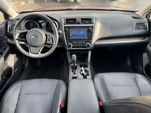 Used 2018 Subaru Outback 2.5i Limited image 18