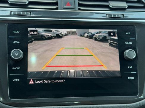 Certified 2023 Volkswagen Tiguan SE R-Line FWD image 19