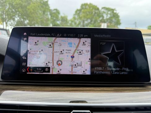Used 2019 BMW 530i w/ Convenience Package RWD image 36
