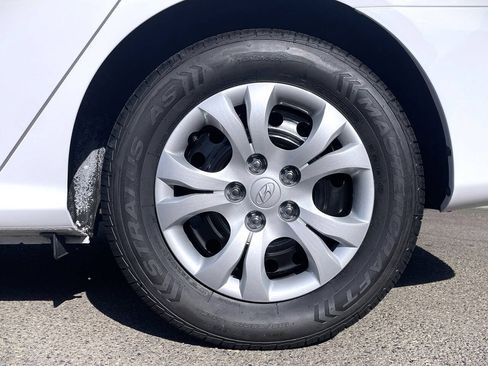 Used 2009 Hyundai Elantra GLS w/ Popular Equipment Pkg 2 FWD image 14