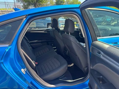 Certified 2020 Ford Fusion SE FWD image 12
