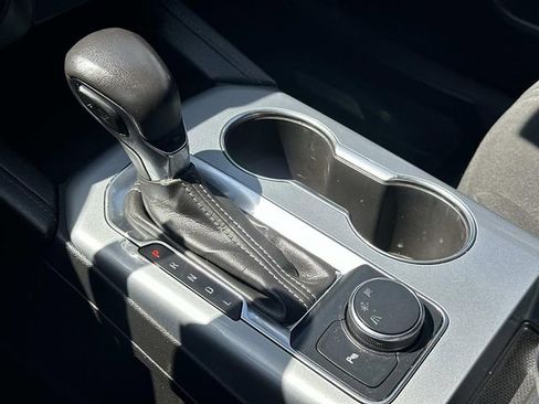 Used 2020 Chevrolet Blazer LT FWD image 30