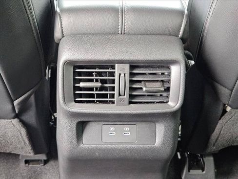 Used 2025 Nissan Murano SV FWD image 18