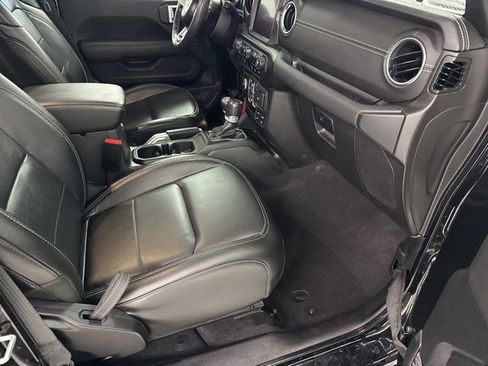 Used 2023 Jeep Wrangler Unlimited Sahara w/ Cold Weather Group image 25