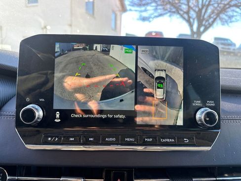 Used 2024 Mitsubishi Outlander SE Black Edition image 16