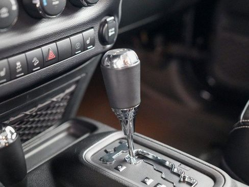 Used 2014 Jeep Wrangler Unlimited Rubicon w/ Connectivity Group image 31